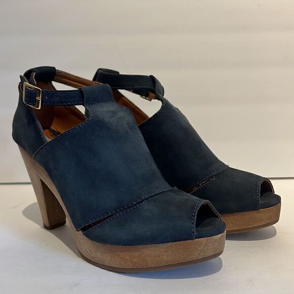 Bon-Bonite Blue Leather Peep Toe Heeled Platform Sandals Size 39. US 9 - Picture 4 of 15